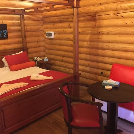 Sawary Beach Hotel Batroûn Dış mekan fotoğraf