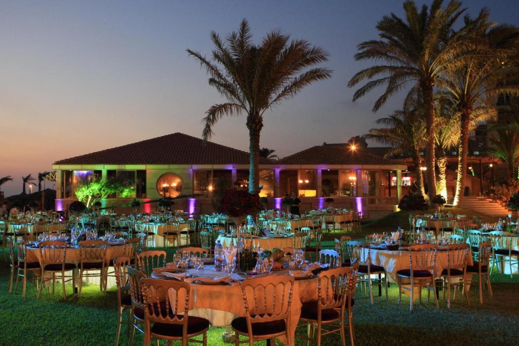 Sawary Beach Hotel Batroûn Dış mekan fotoğraf
