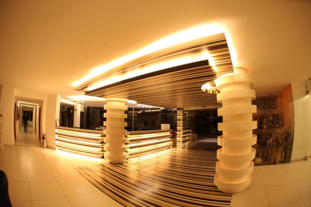 Sawary Beach Hotel Batroûn Dış mekan fotoğraf