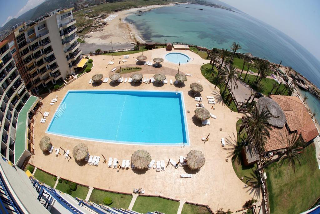 Sawary Beach Hotel Batroûn Dış mekan fotoğraf