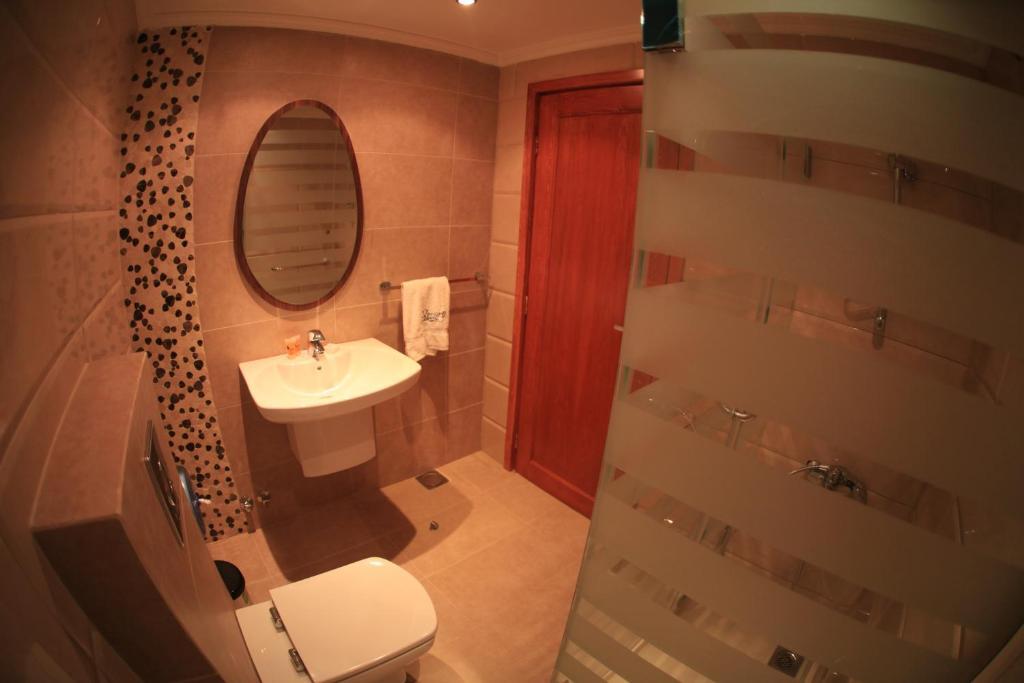 Sawary Beach Hotel Batroûn Oda fotoğraf