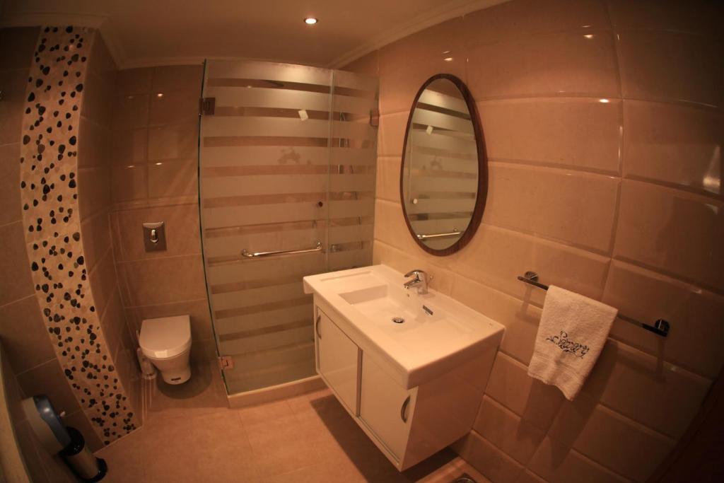 Sawary Beach Hotel Batroûn Oda fotoğraf