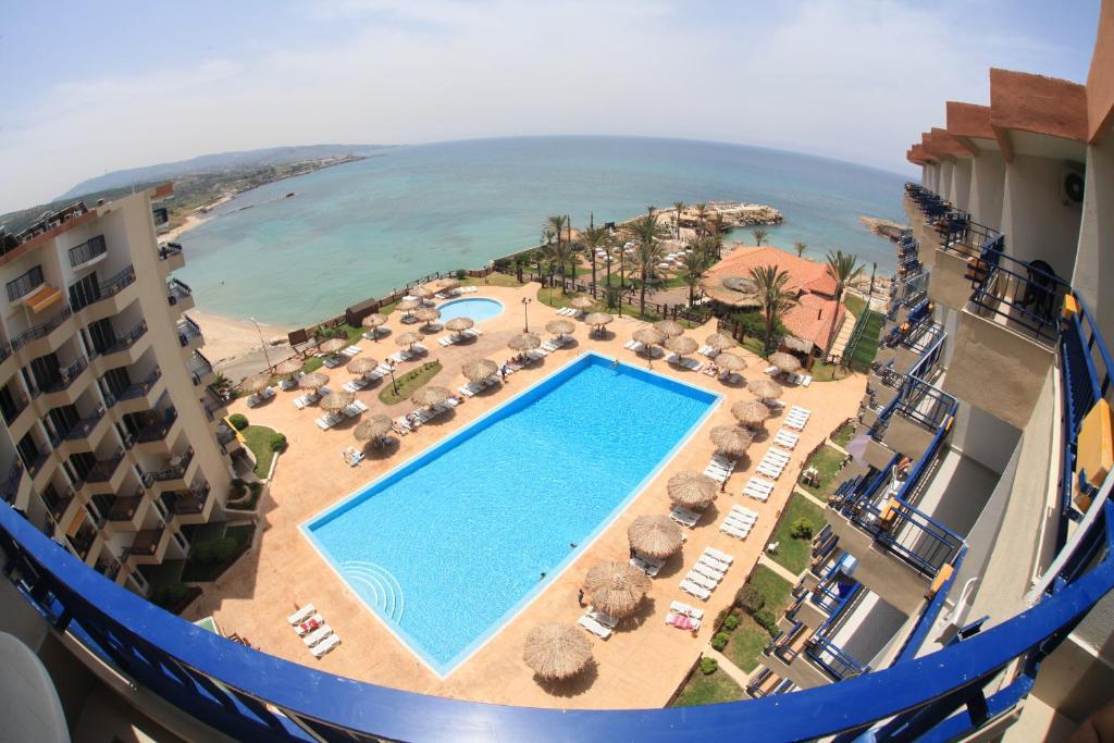 Sawary Beach Hotel Batroûn Oda fotoğraf